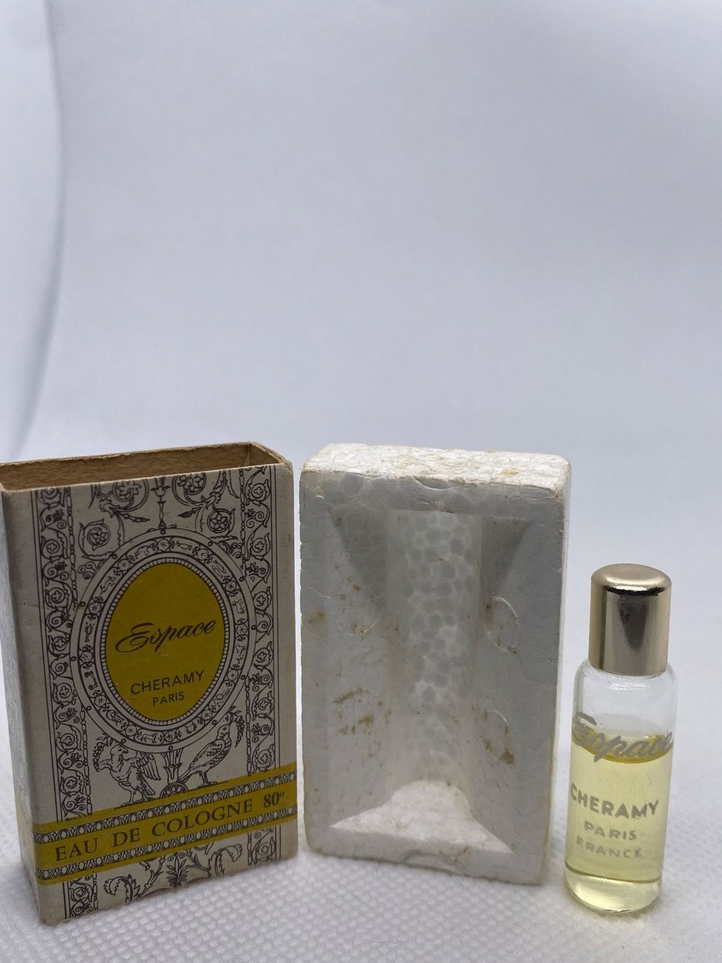 Flaconi: Parfum miniature Espace de Chéramy ,2 ml eau de cologne – Usato da Saillon venduto da Libellule7 1