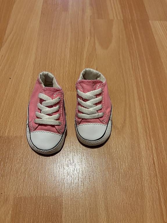 Converse Schuhe für Jungen: Converse Grösse 18 – Gebraucht aus Liestal von sei_j5yn