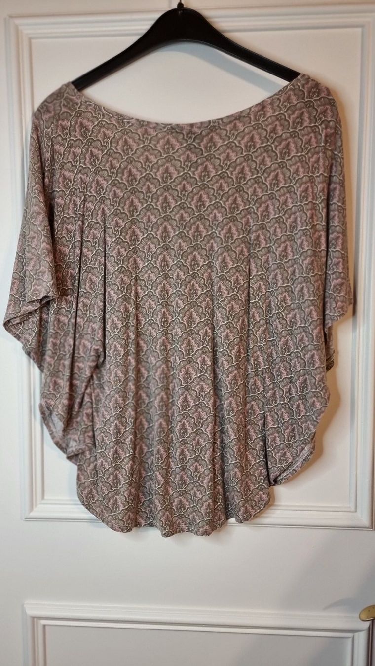 H&M Blusen: H&M Bluse Größe 36/38 – Gebraucht aus Wald ZH von Martin79