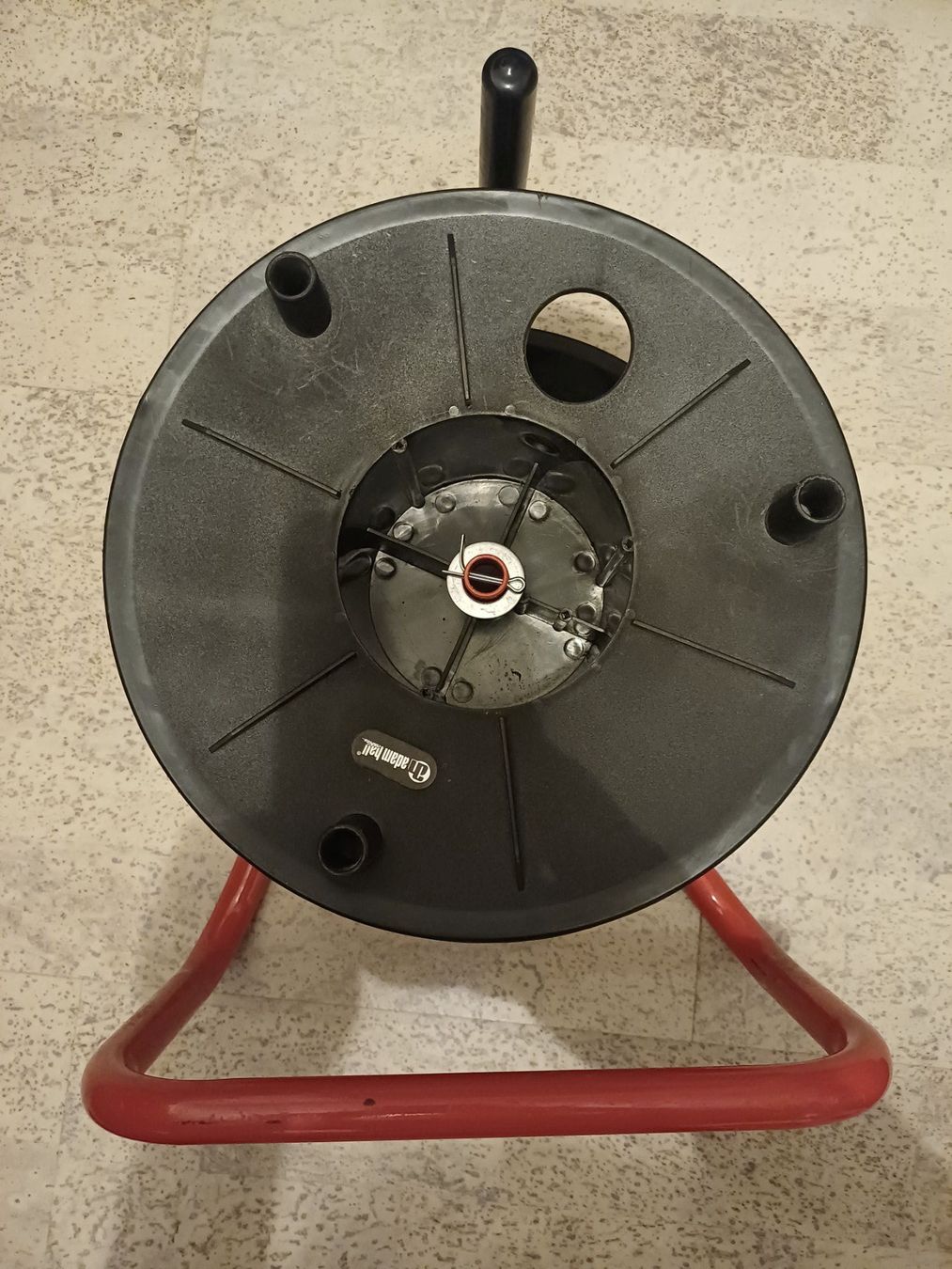 Musikinstrumente: Adam Hall Kabeltrommel 2/2 – Defekt aus Bärau von rmtechnics