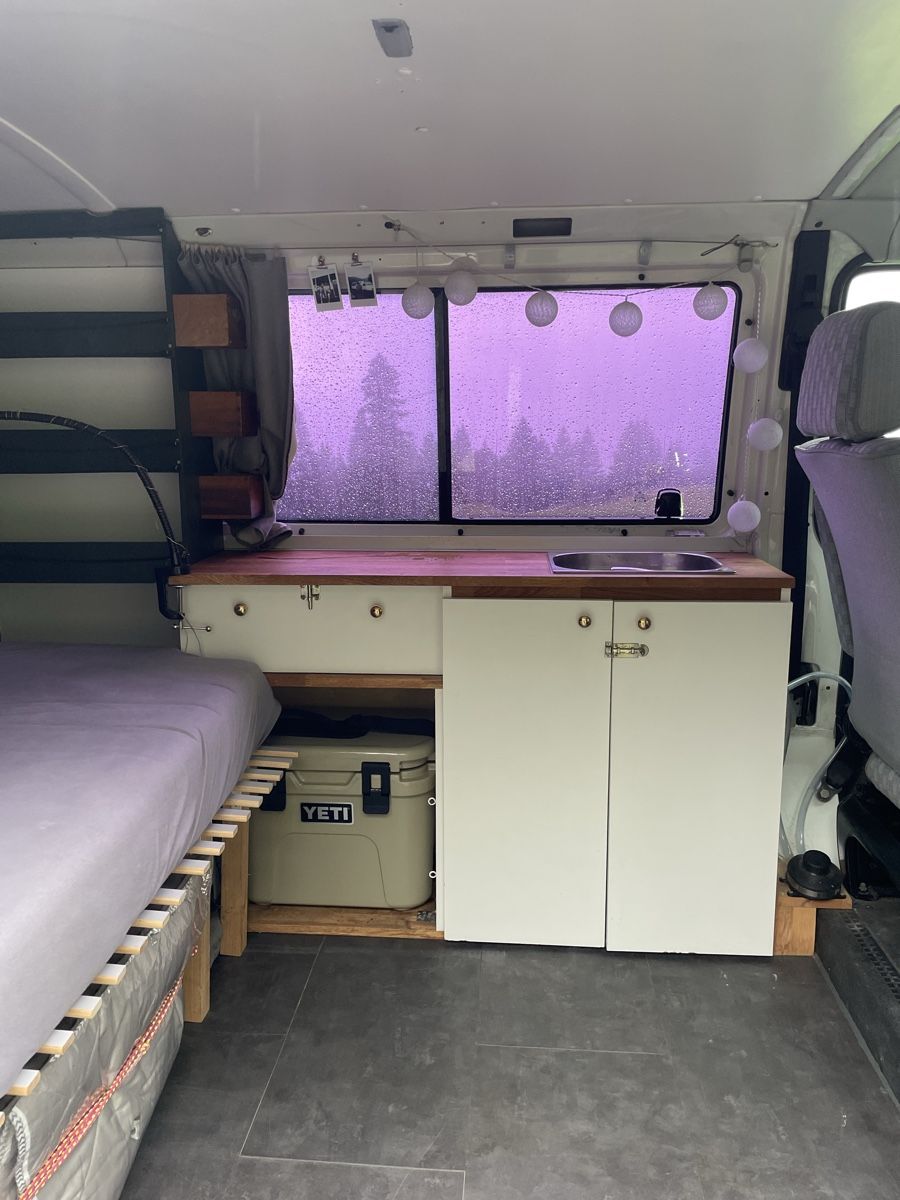 VW Camping Fahrzeuge: VW T4 2.5 TDI Camper ab MFK – Gebraucht aus Laax GR von syannick 4