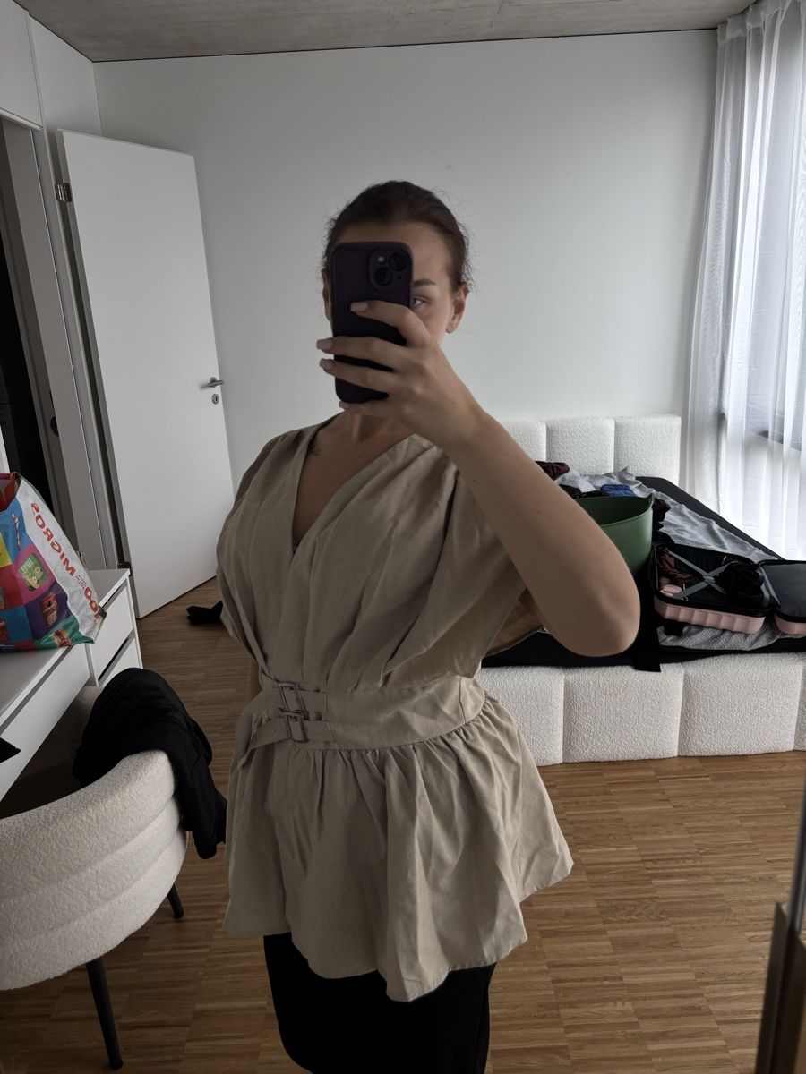 Blusen: Ärmellose Bluse  – Gebraucht aus Rudolfstetten von alisa99 1