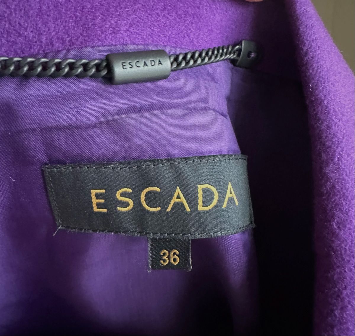 Escada Giacche: ESCADA kaschmire  Blazer S – Nuovo (secondo la descrizione) da Zollikon venduto da _M65_ 6