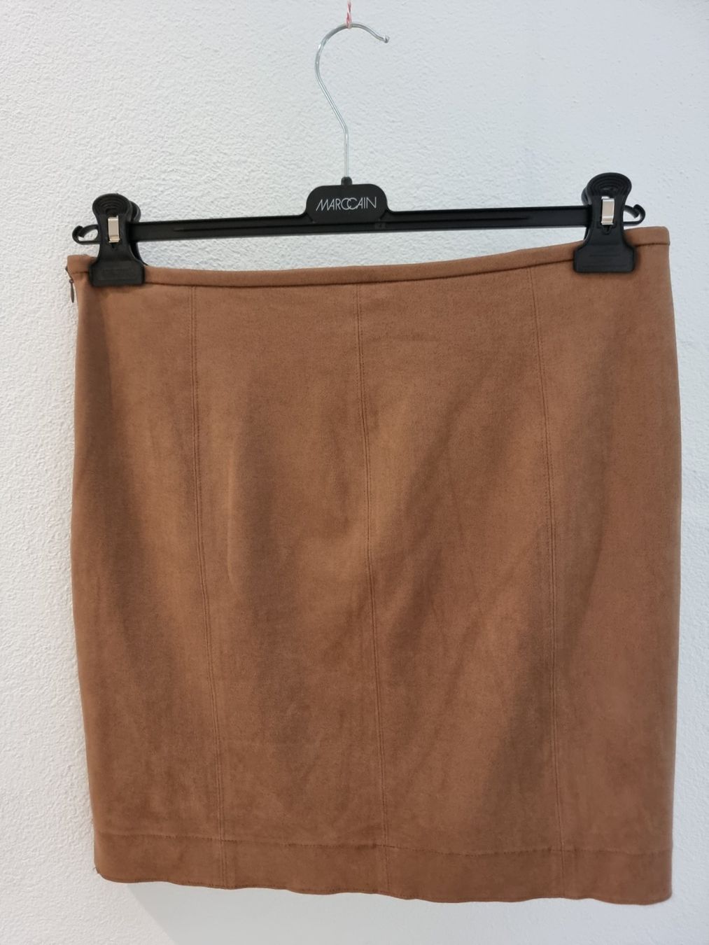 Marc Cain Gonne: Minirock von MARC CAIN  in Wildleder-Optik – Usato da Widen venduto da kel_smm8 1