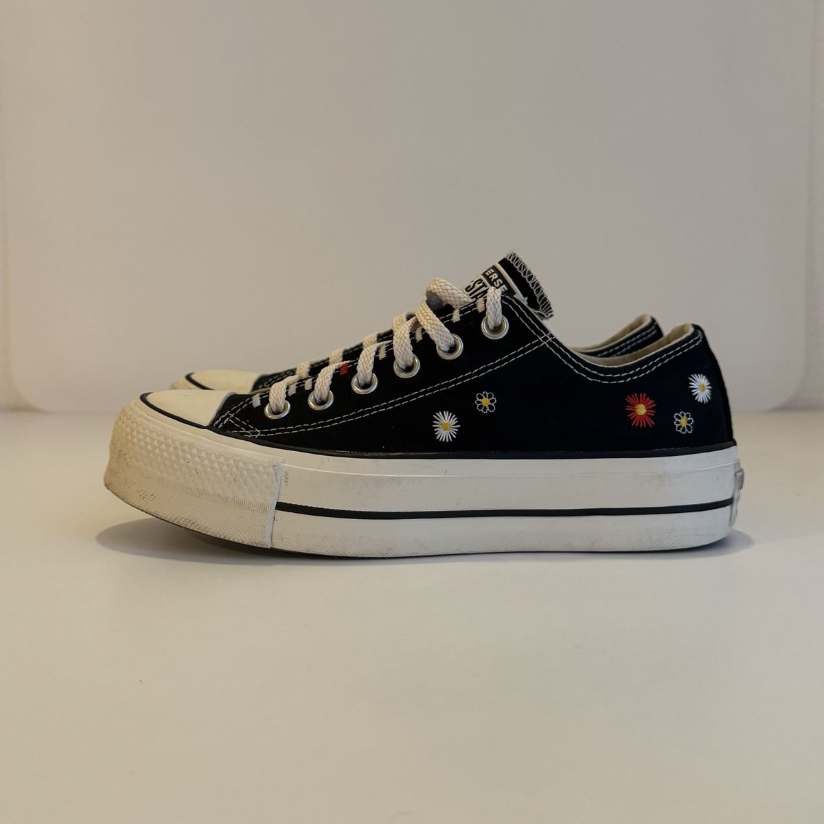 Converse Scarpe da donna: Converse chuck taylor all star – Usato da Goldach venduto da elijah2000