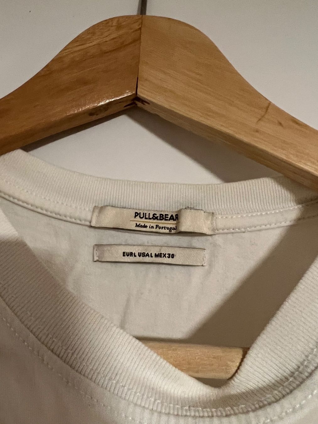 T-shirt: Pull&Bear Tshirt Gr. L – Usato da Zürich venduto da vallup_9 1