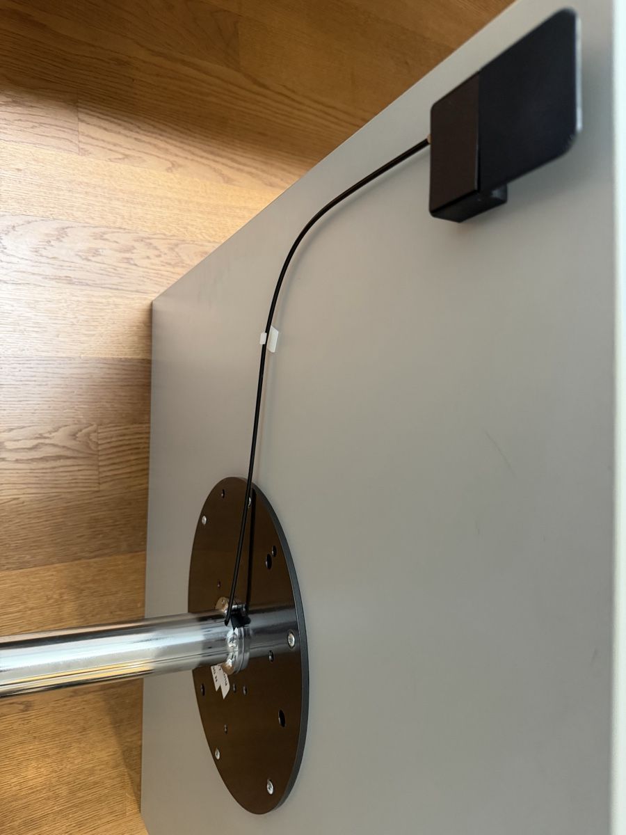Tavoli: Tisch 80x80cm höhenverstellbar – Usato da Zug venduto da Teli2023 3
