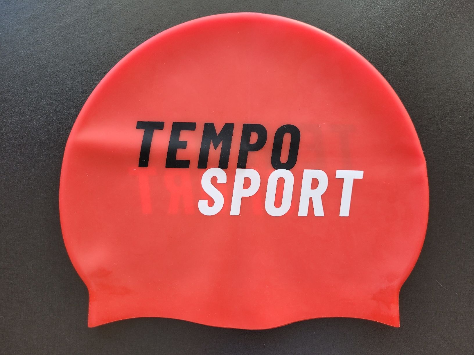 Schwimmbad: Badekappe rot "Tempo Sport" – Neu (gemäss Beschreibung) aus Flims Waldhaus von cil_6n8t