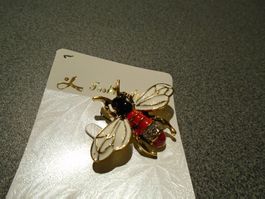 Brosche Fliege, schwarz/rot/weiss, Fashion Jewelry