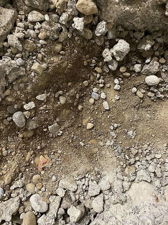 Materiale di riempimento: Aushub / Erde – Usato da Ennetbaden venduto da jun_19 2