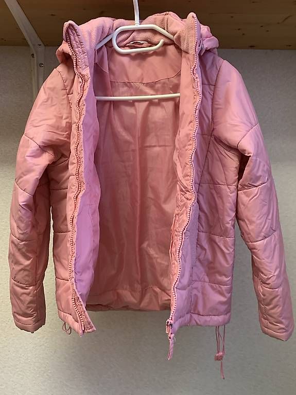 Giacche & Cappotti: rosa Steppjacke mit Kapuze  – Usato da Zürich venduto da lil_xr6x 2