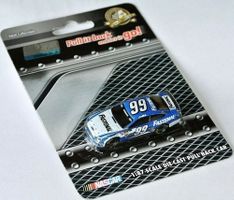 1:87 / Nascar / 2014 / #99 / Ford Fusion / mit Rückzugsmotor