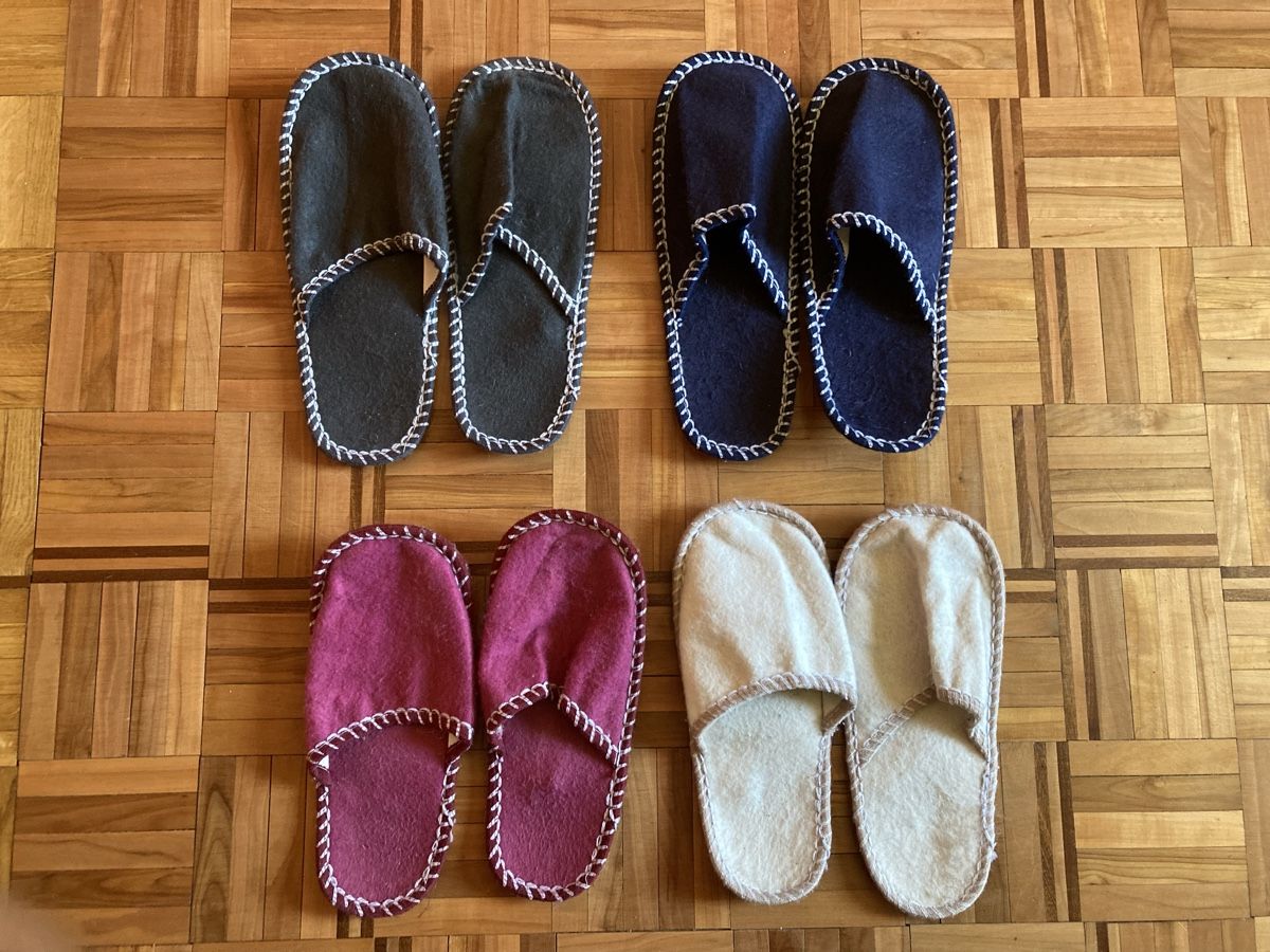 Herrenschuhe: Chaussons pour toute la famille – Gebraucht aus Ardon von hel_2sxp 2