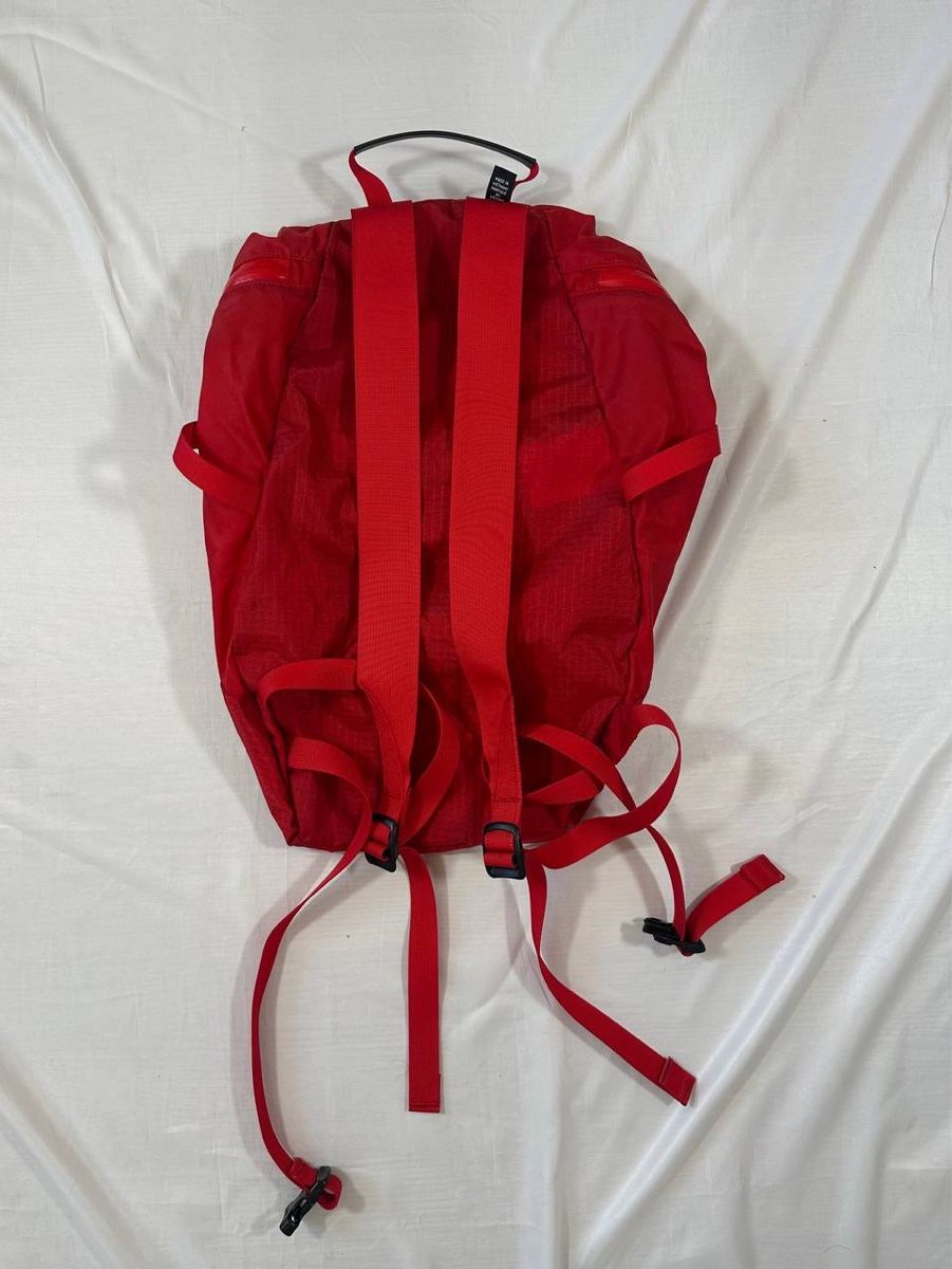Arcteryx Rucksäcke: Arcteryx Rucksack   – Gebraucht aus Pfäffikon ZH von Nataliia. 4