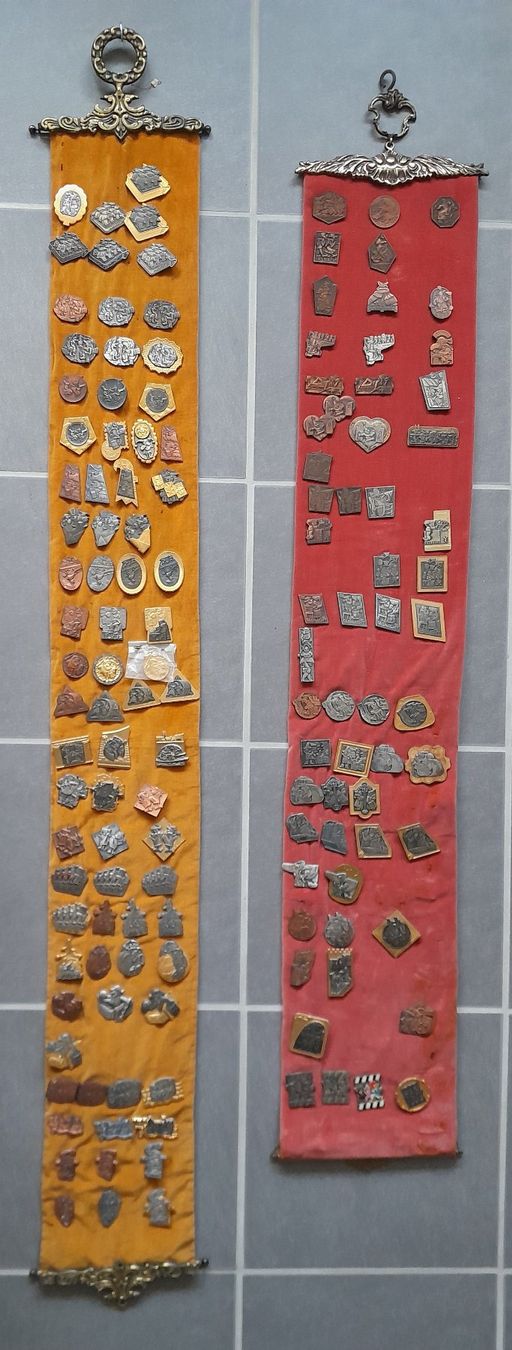 Plaquettes & Badges: Blaggedde Plaketten Basel – D'occasion à Liesberg par Ragged 1