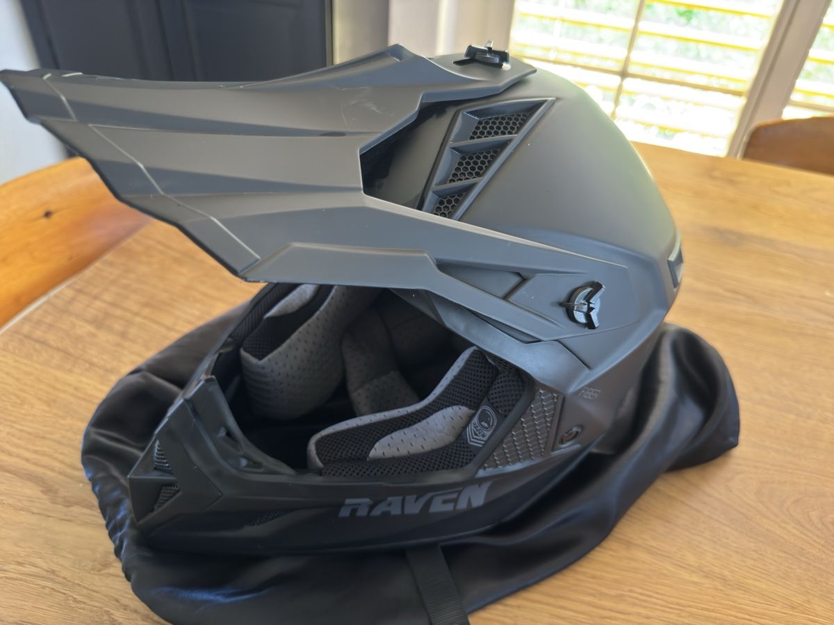 Caschi & visiere: Helm Motocross  – Usato da Mettmenstetten venduto da walter0241