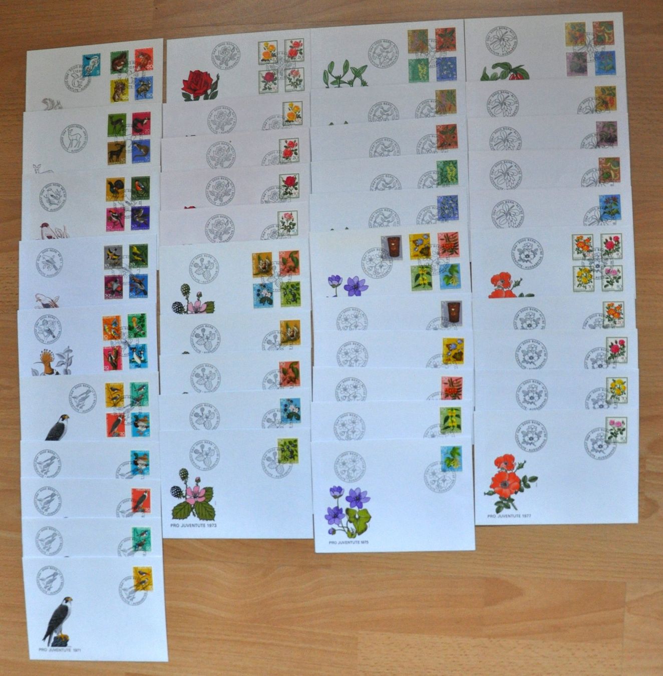 Tutti i francobolli: 41 FDC Pro Juventute 1966 - 1977 – Nuovo (secondo la descrizione) da Grabs venduto da Fadenquarz