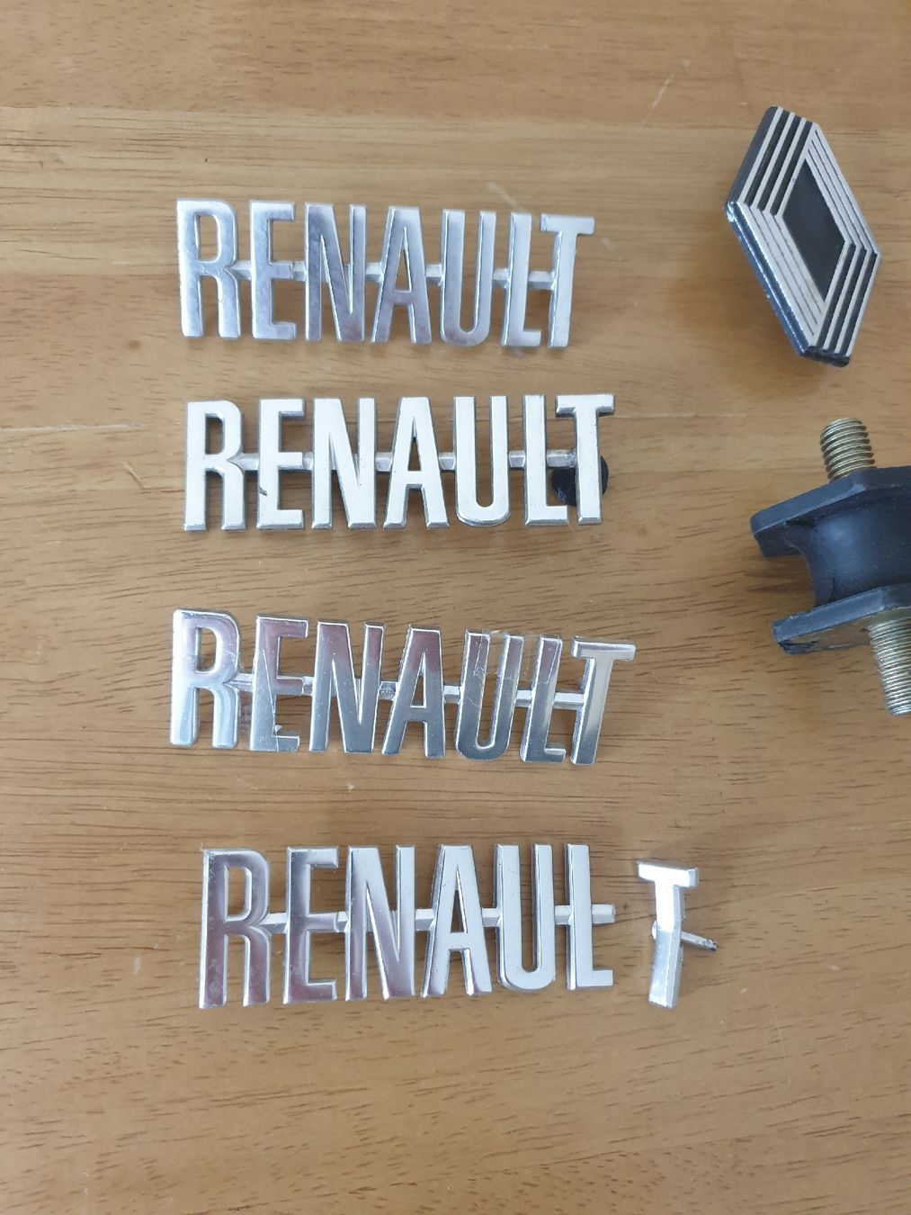 Renault Alle Autoersatzteile: Für Renault R4 Ersatzteile – Gebraucht aus Bad Ragaz von Stonefish55 3