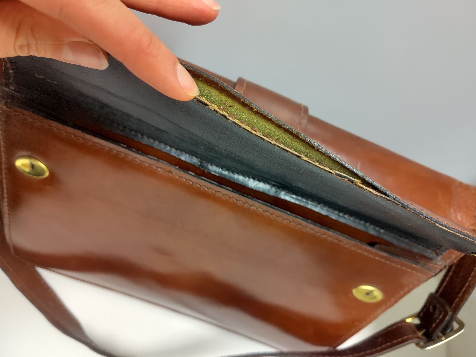Borse: Vintage Umhängetasche – Usato da Bern venduto da nik_nxd9 5