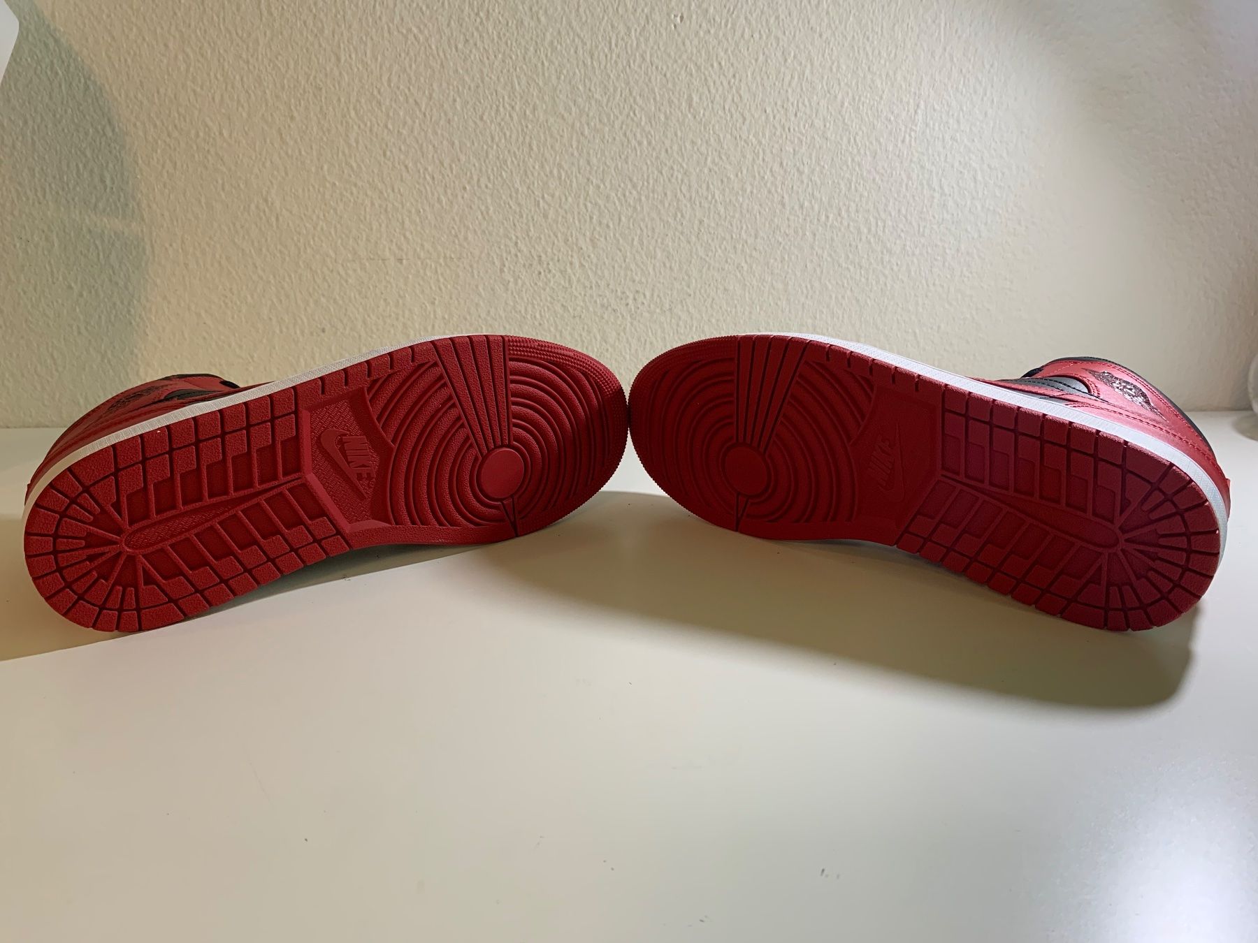 Jordan Scarpe da uomo: Air Jordan 1 – Nuovo e nell'imballaggio originale da Wettingen venduto da Airjordan 2