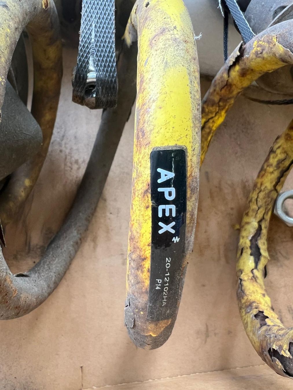 BMW Tutti pezzi di ricambio auto: Amortiseur Bmw e46 330d – Usato da Etoy venduto da fbarroco 1