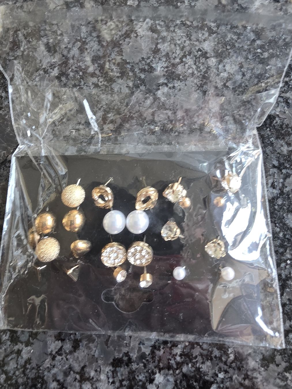 Orecchini pendenti & Orecchini a lobo: 0hrclips Modeschmuck – Nuovo e nell'imballaggio originale da Winterthur venduto da Guettinger01 2