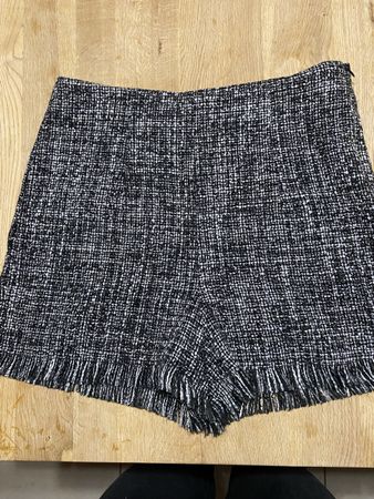 LIQUIDATION! Très joli short Zara Basic collection