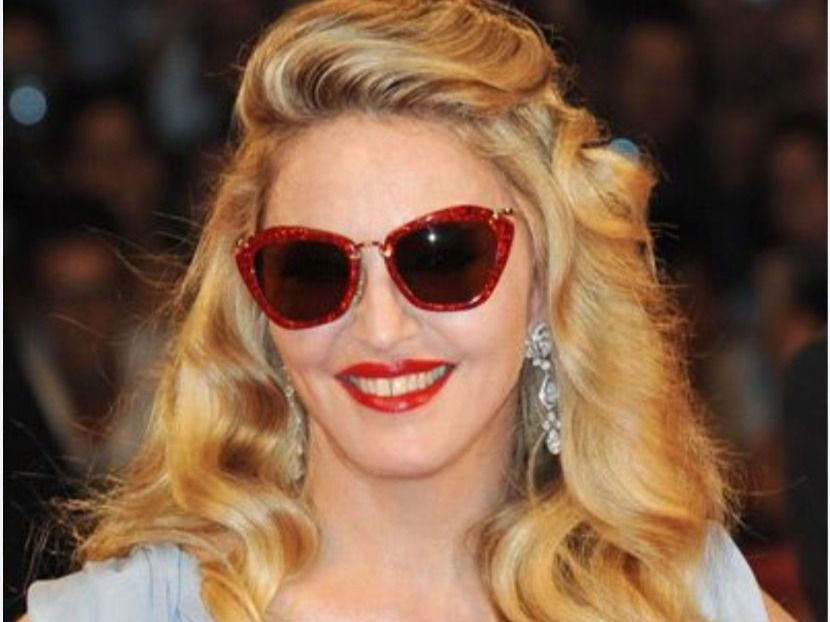 Miu Miu Occhiali & Lenti: Miu Miu Sonnenbrille – Usato da Luzern venduto da larissa_n 5