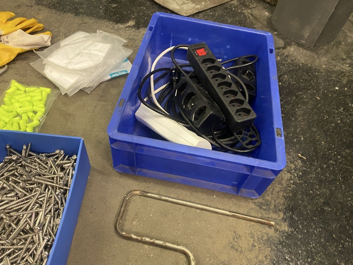 Tutti gli attrezzi: Posten Werkzeug ab 1.- – Usato da Wabern venduto da HK-Design 6