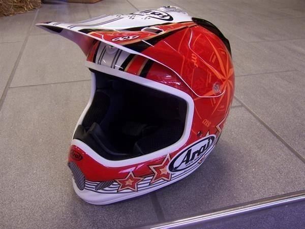 Arai Helme & Visiere: Arai Helm VX-3 Salminen Star Replica Gr. XL – Neu und originalverpackt aus Kölliken von motoleu