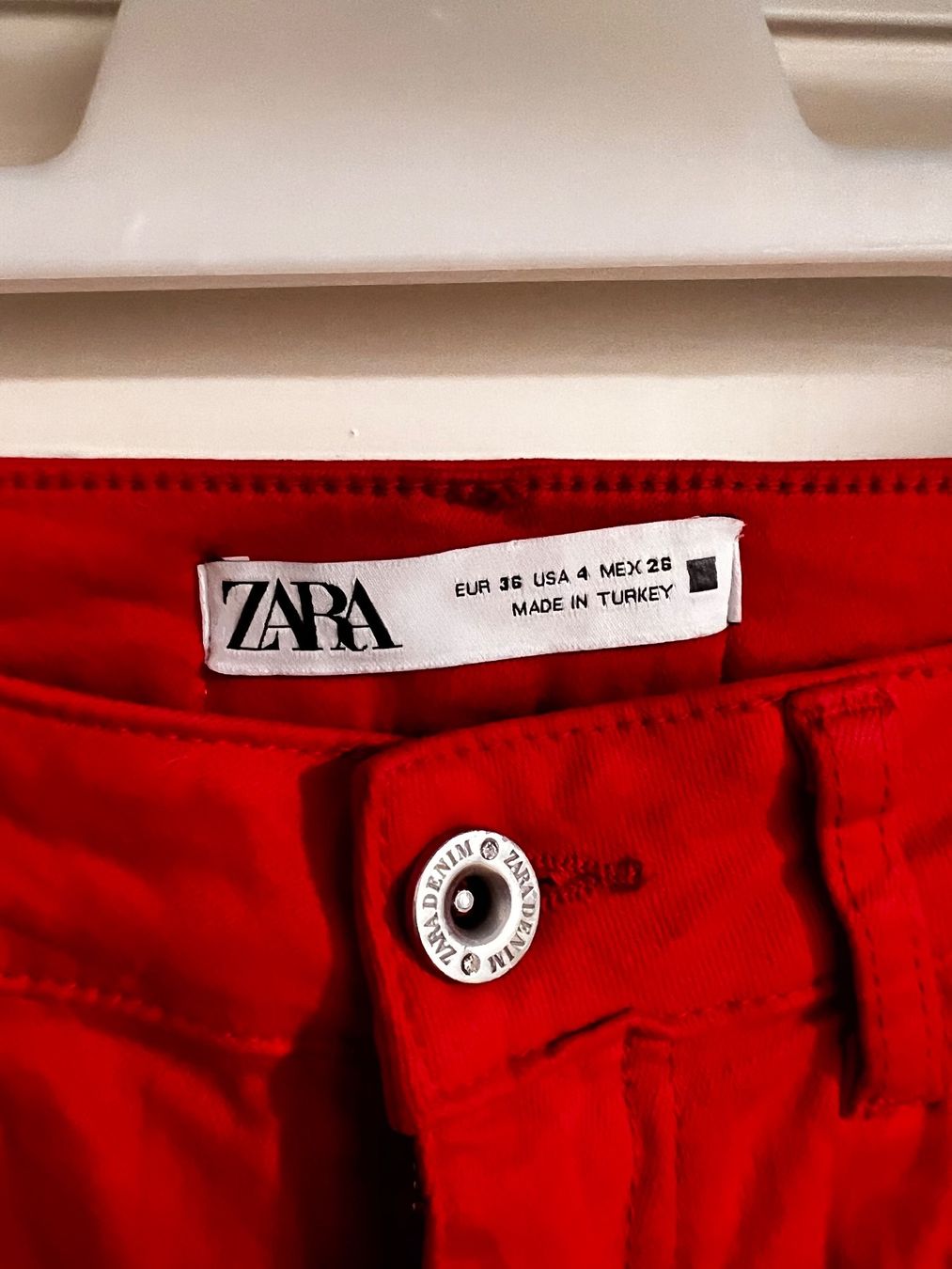 Zara Jeans: Jeans Zara – Usato da Bellinzona venduto da bul_mvy5 2