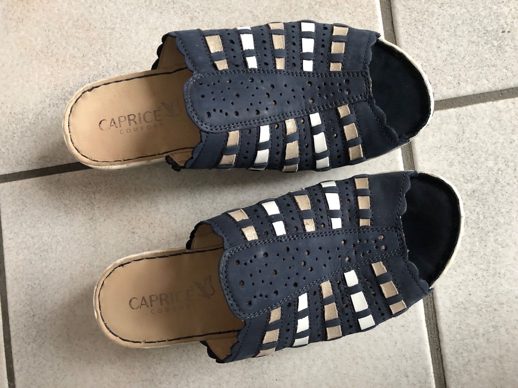 Scarpe da donna: Slipper Caprice – Usato da Liestal venduto da FlomiVivi