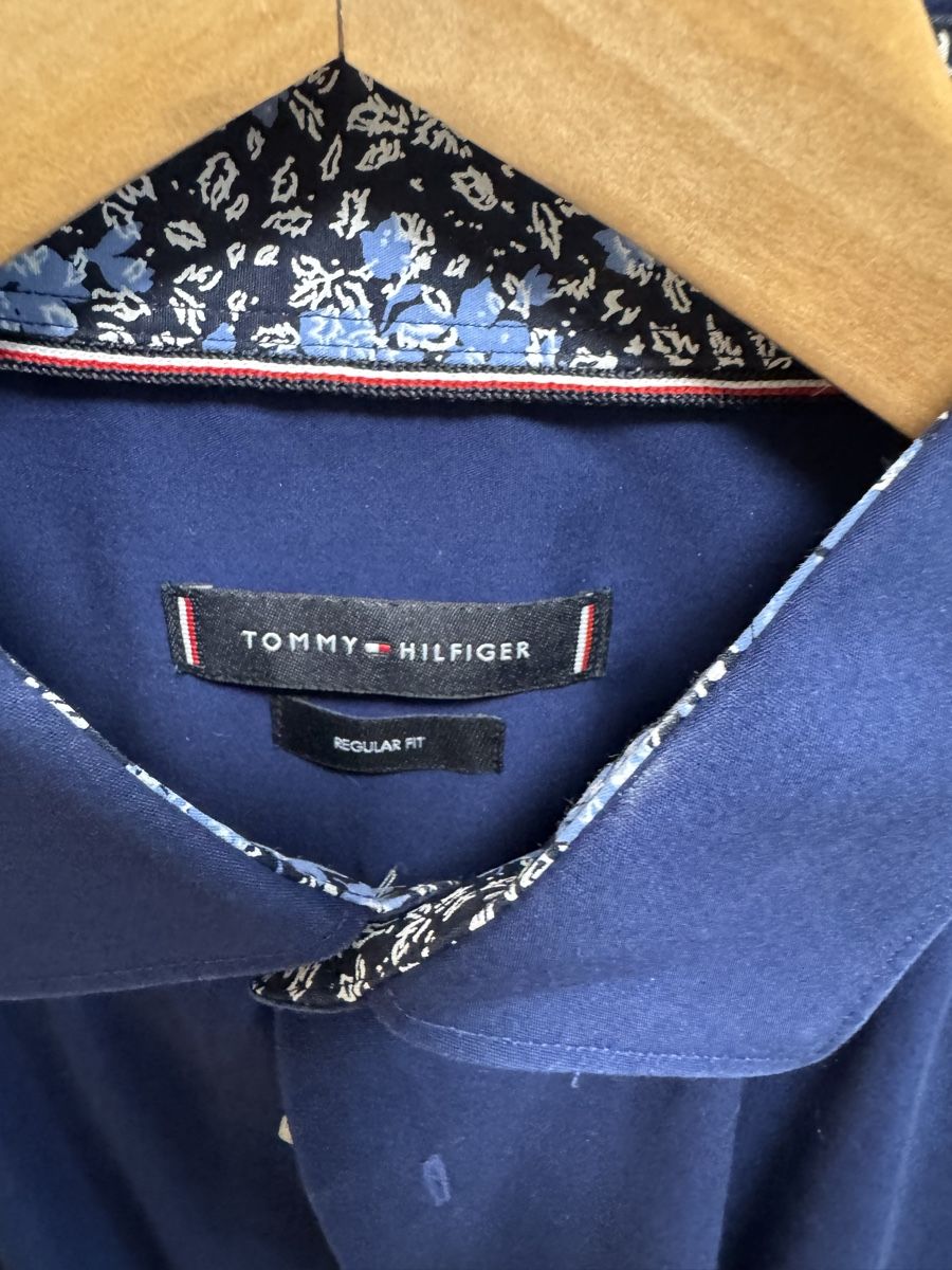 Tommy Hilfiger Camicie: Tommy Hilfiger langarm Hemd – Usato da Birr venduto da Lifecycle_ 1