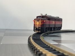 LIFE LIKE LOCOMOTIVE 7418 SPUR N