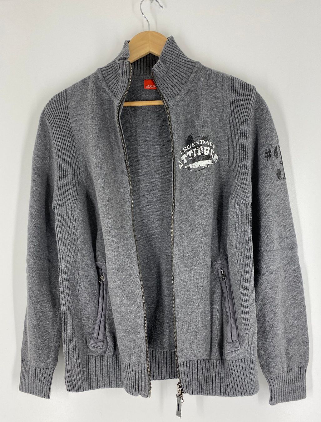 S.Oliver Giacche: S. Oliver Strickjacke, grau, Grösse M – Usato da Mülligen venduto da Chleeblatt1941