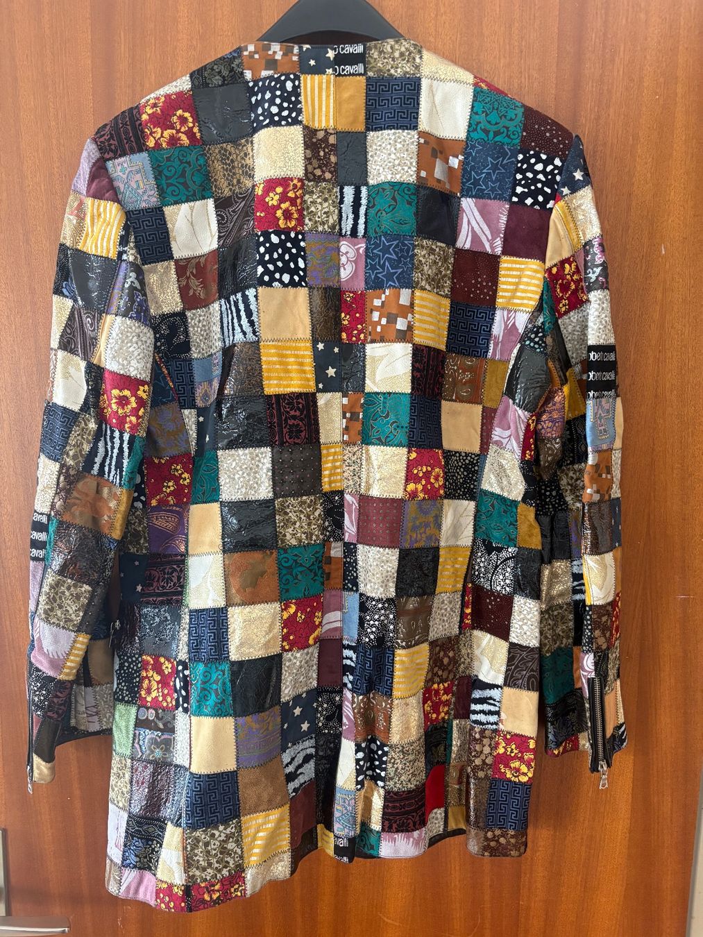 Roberto Cavalli Jacken: Roberto Cavalli Vintage 90s Patchwork Lederjacke M — Zertifi – Gebraucht aus Basel von kia_wlc2 1