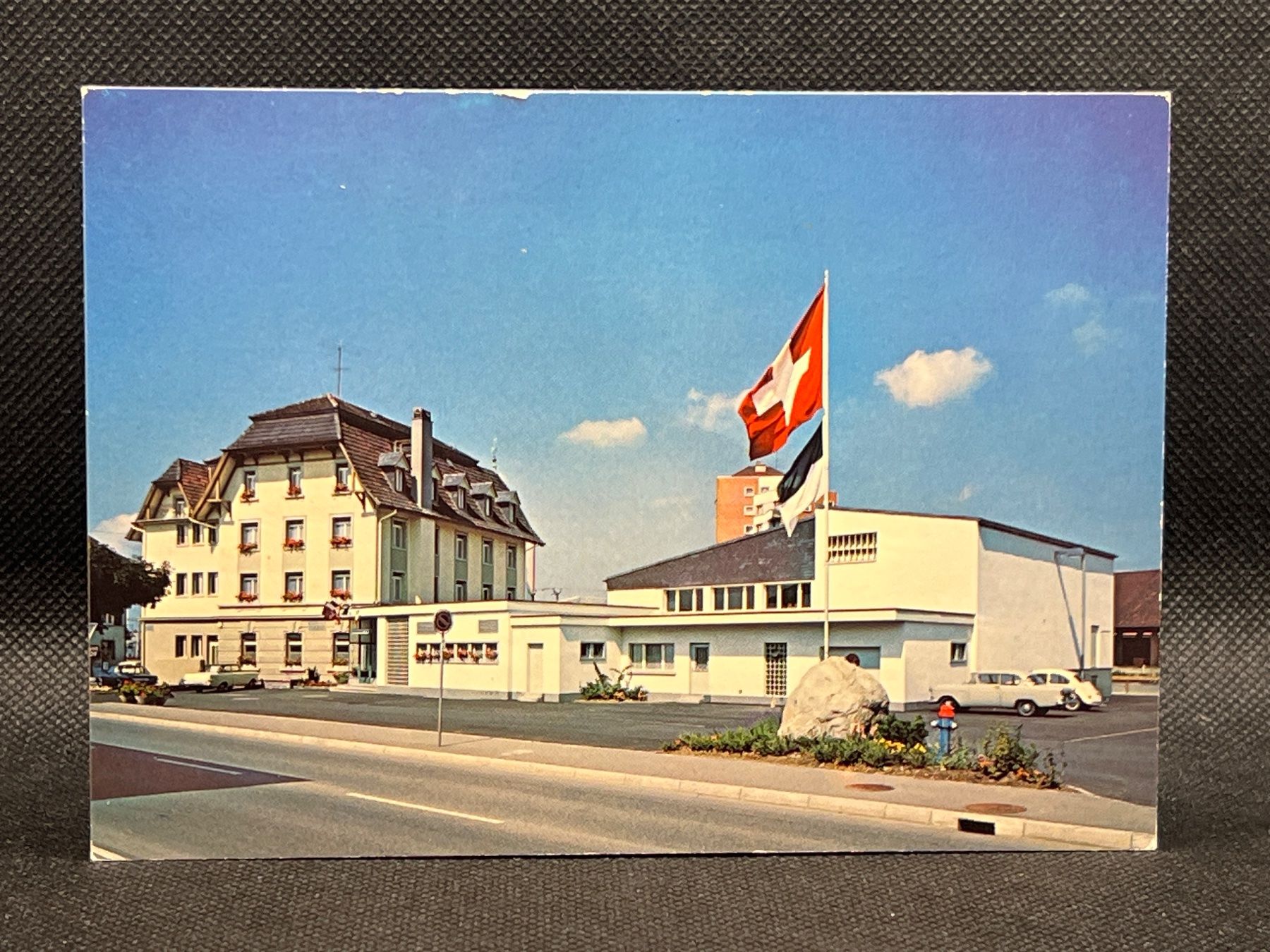 Cartoline postali: Hotel Bahnhof, 3186 Düdingen – Usato da Widnau venduto da Brusi9