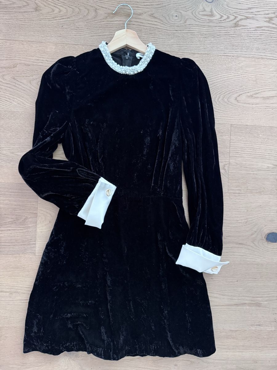 Sandro Vestiti: Sandro Paris Samtkleid schwarz weiss Gr. 36 – Usato da Winterthur venduto da Nadine81