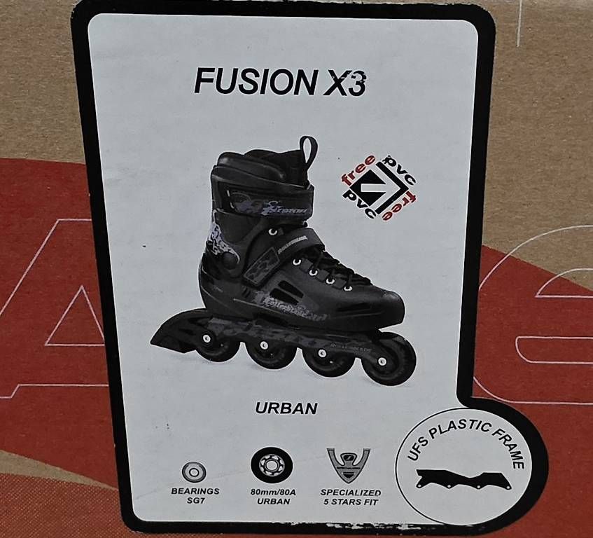 Pattini in linea & Pattini a rotelle: Inlineskates Schwarz Gr.41 mit Protektoren/Schutz – Usato da Wangen b. Olten venduto da Benjamin_Samuel 2