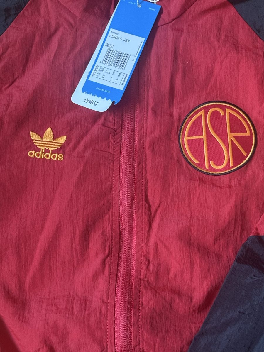 Adidas Giacche: AS Roma Windbreaker tg. M – Nuovo e nell'imballaggio originale da Pully venduto da football_shirts 1
