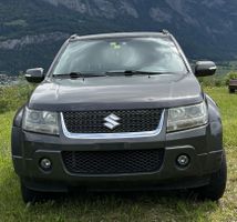 Suzuki Grand Vitara Grau SUV 5 Türen