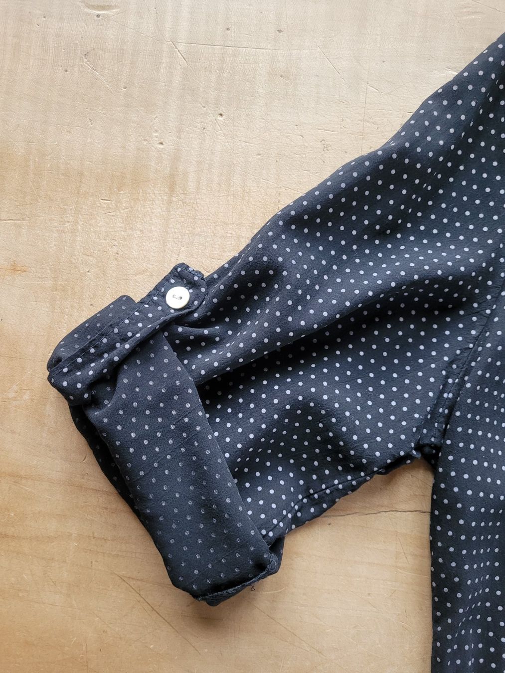 Blusen: Hübsche Bluse, gekauft bei NILE. 100% Viskose – Gebraucht aus Zürich von Engiadinabassa 6