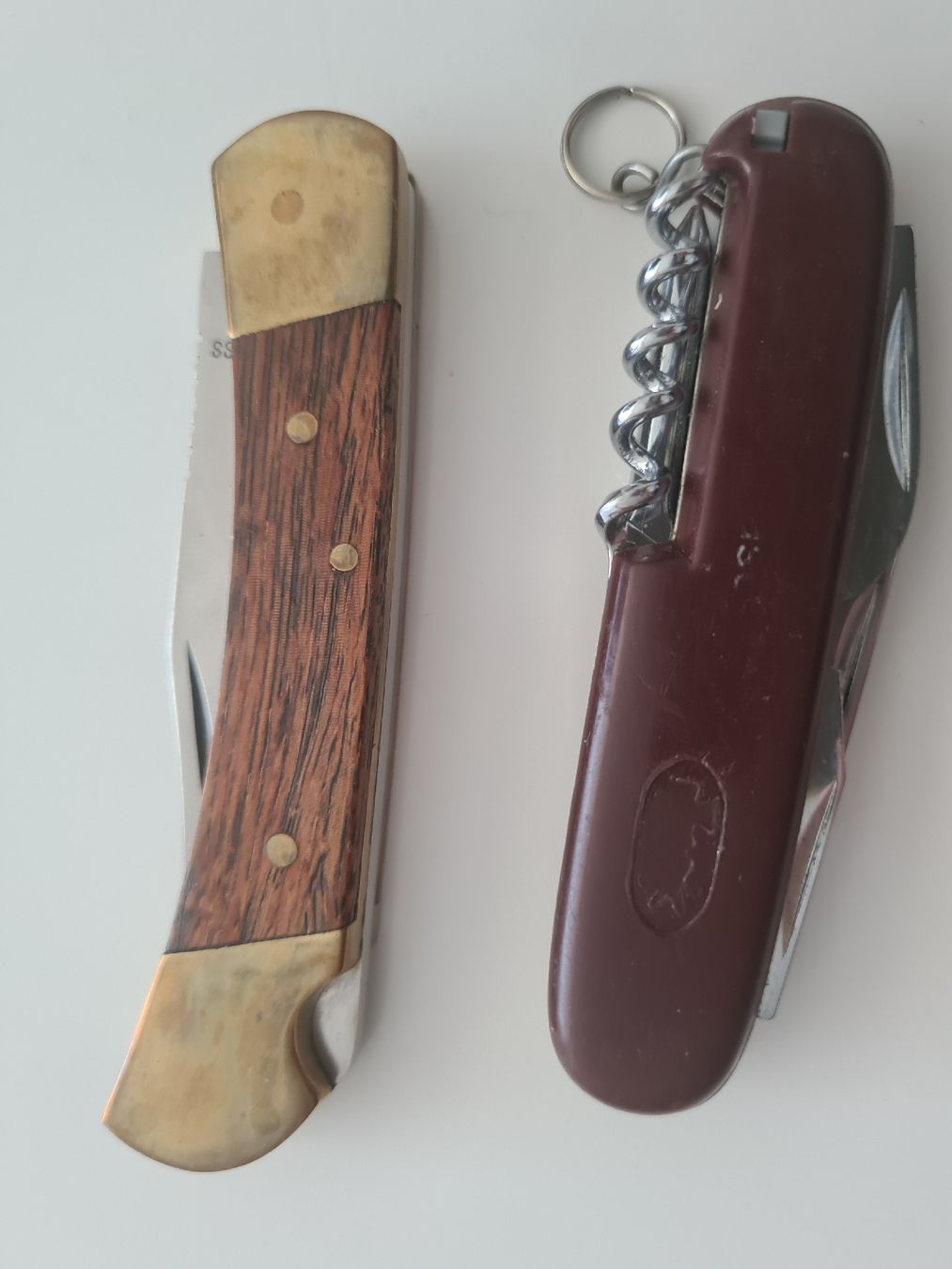 Couteaux de poche: 2 Sackmesser – D'occasion à Steinen par turbogeiss99
