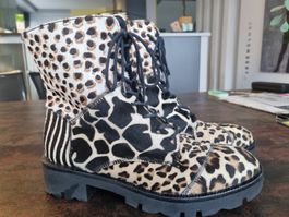 Tolle Stiefelette aus Kuhfell Grösse 39