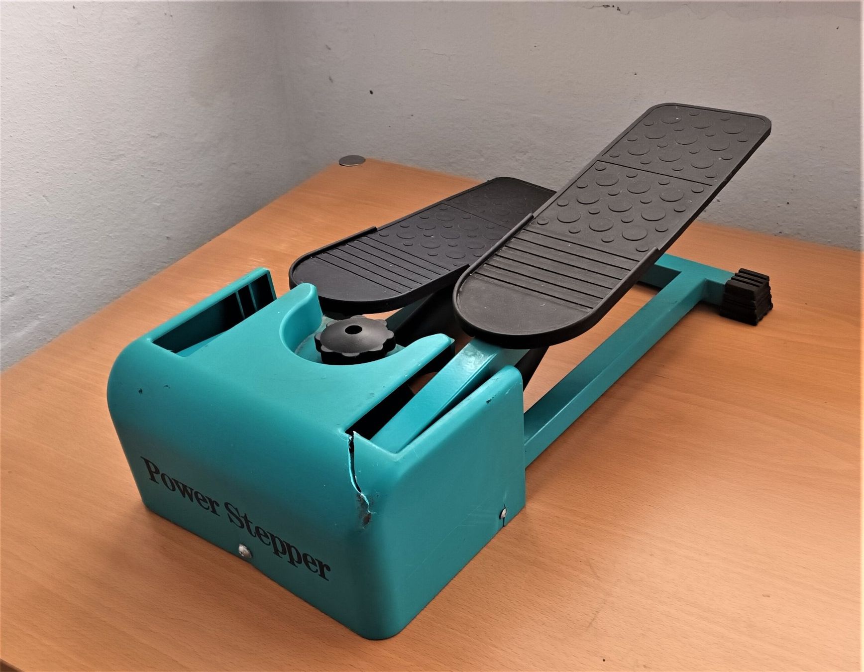 Hometrainer: Kompakter Mini-Stepper (Hydraulik-Stepper) für das Heimtrain – Gebraucht aus Vaduz von Bergtiger 2