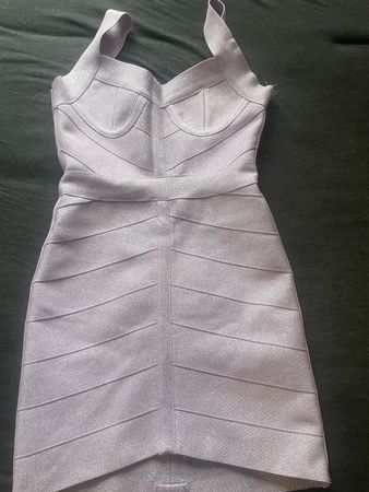 Kleid S