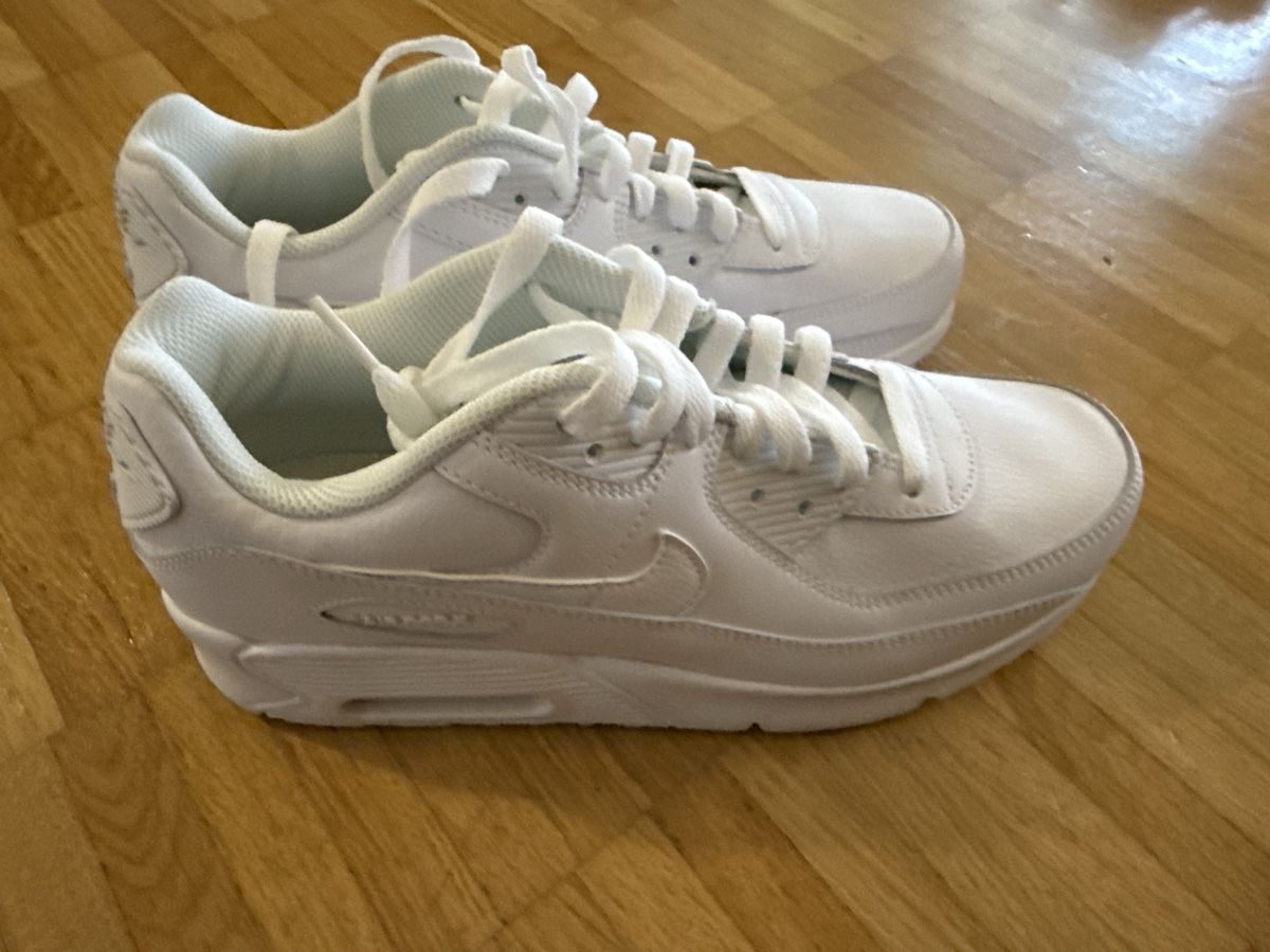 Nike Scarpe per ragazze: Nike Air Max 90 neu original – Nuovo (secondo la descrizione) da Sisseln AG venduto da Gommibaerli87 1