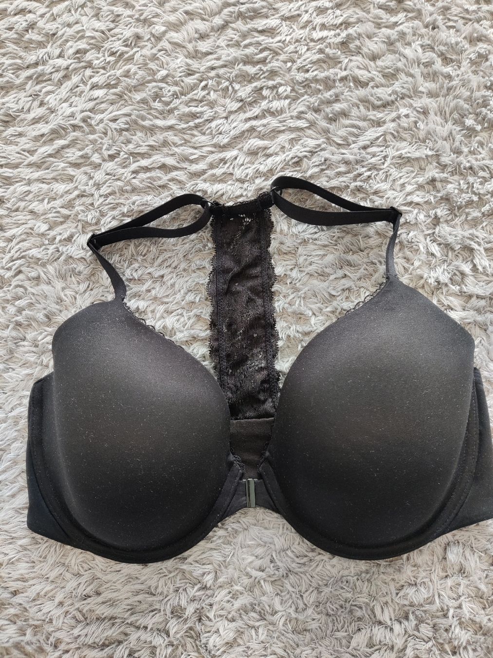 Victoria's Secret Altra biancheria intima: Victoria Secret BH 75E / 34DD – Nuovo (secondo la descrizione) da Pieterlen venduto da Saemelili 4