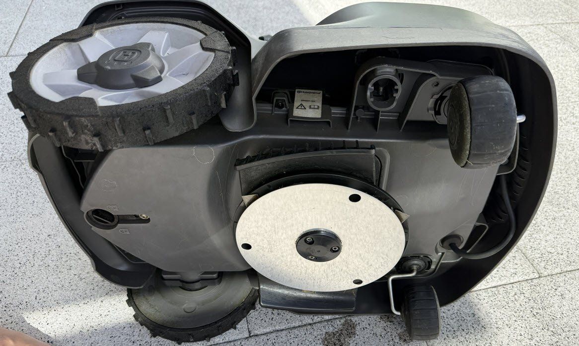 Tagliaerba: Husqvarna Automower® 305 Mähroboter – Usato da Erlinsbach venduto da Sys_om 2