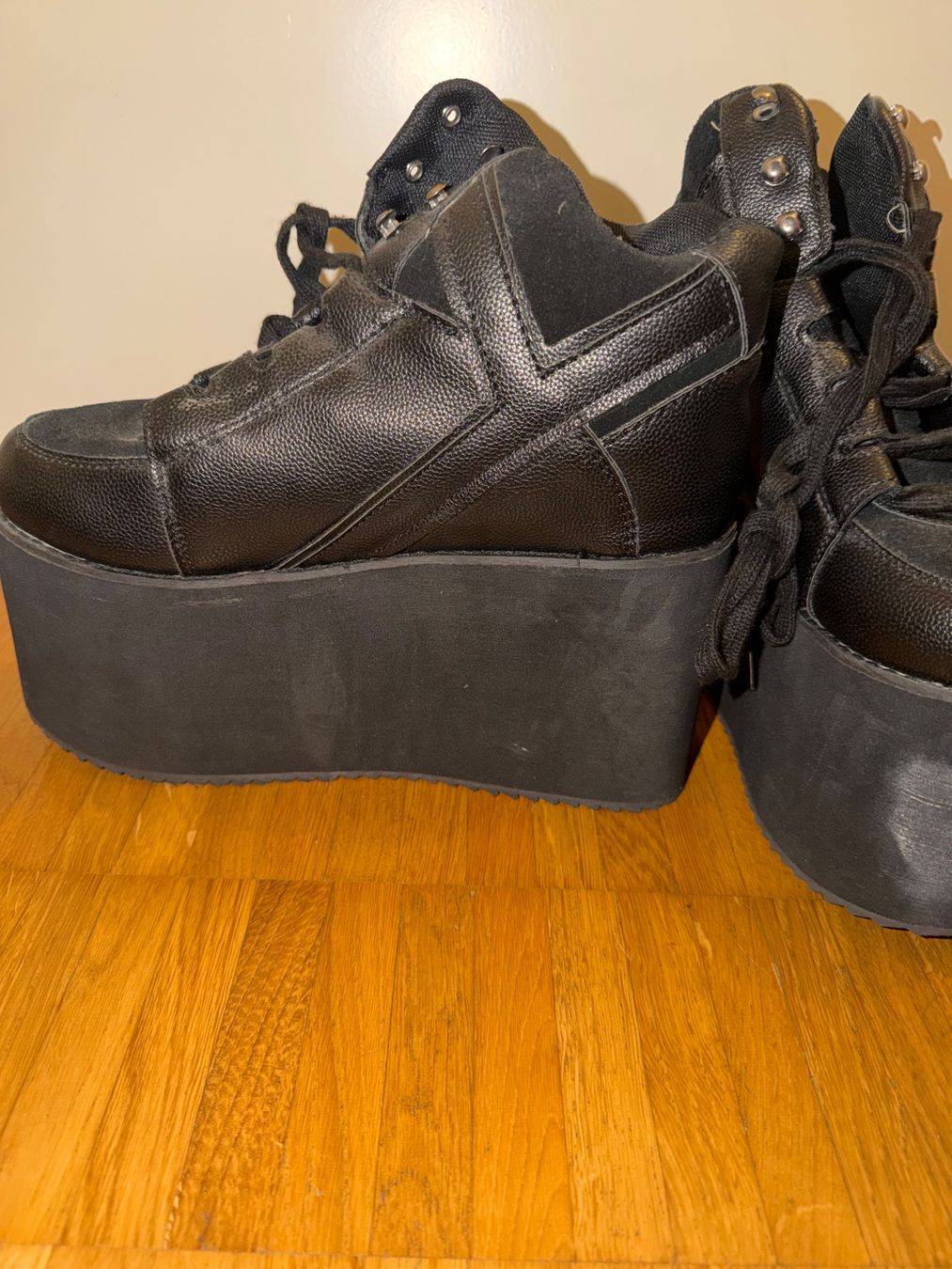 Chaussures femmes: YRU Platteau Schuhe – D'occasion à Adliswil par m.200100 1